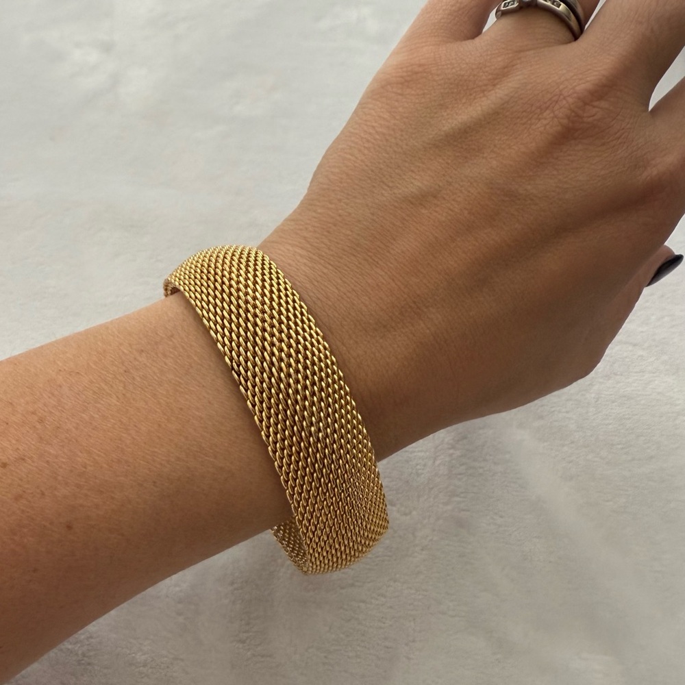 Joan Rivers Gold-Tone Mesh Bangle Bracelet Classic Collection Vintage Statement